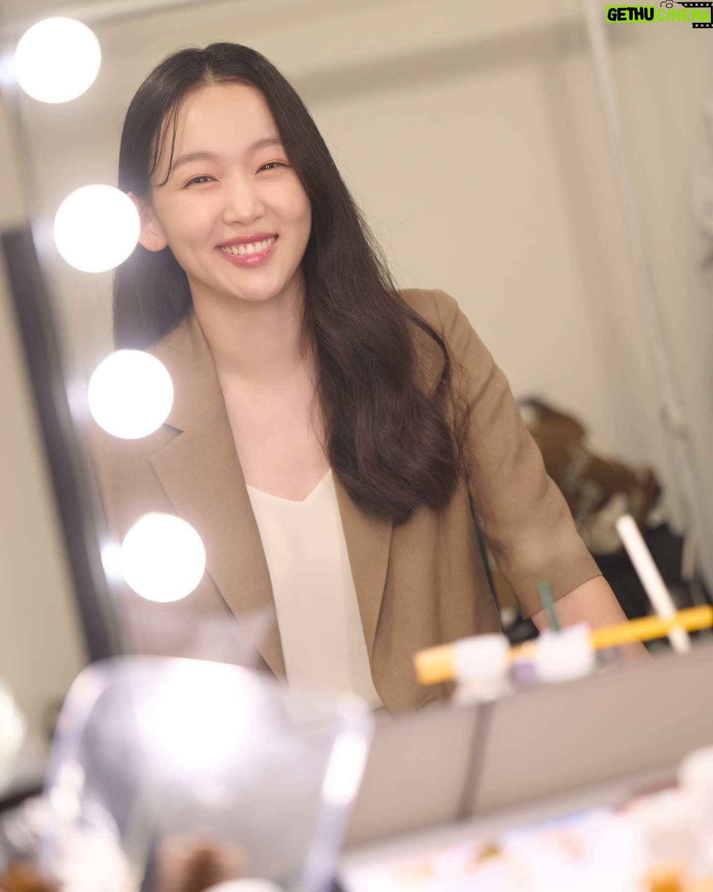 Jin Ki-joo Instagram - #바이브리짓 #롯데홈쇼핑 롯데홈쇼핑 바이브리짓 4/5(금) 19시35분 방송이에요! 📝 @lotte.lshop