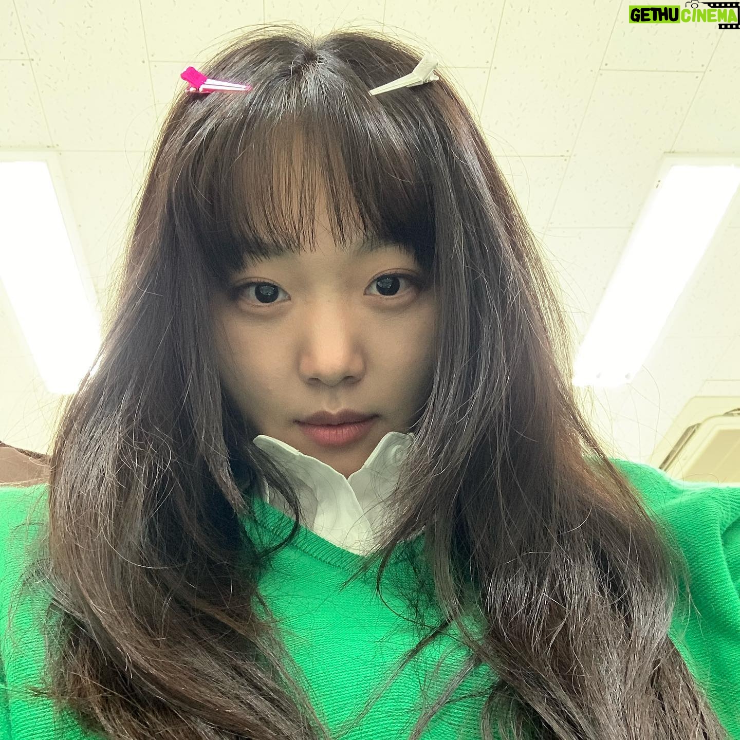 Jin Ki-joo - 37.2K Likes - 오늘도 9시 50분 #어쩌다마주친그대