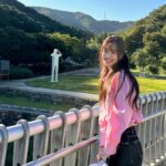 Jin Se-yeon Instagram - 즐겁고 행복하고 맛난 ⠀ 추석 보내세요🍂🍁