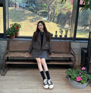 Jin Se-yeon Instagram - 🍁🍁🍁