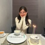 Jin Se-yeon Instagram - 늘 잊지않고 축하해주시는 팬 여러분들, 지인분들 너무너무 감사해용❣️🎂 ⠀ 짱짱 행복한 생일 보냈당😋 ⠀ THANK YOU SOOOO SOOO MUCH🫶 You made my day quite memorable🌹