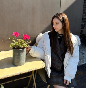 Jin Se-yeon Instagram - 🍁🍁🍁