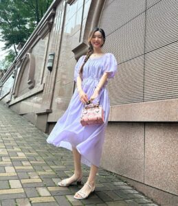 Jin Se-yeon Instagram - 머리땋기🎀
