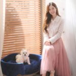 Jin Se-yeon Instagram - ⠀ #헤이마리 #헤이마리5월호 ⠀ 레오와 예쁜 추억 만들었어요🐶❣️