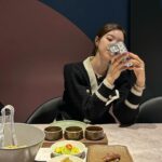 Jin Se-yeon Instagram - 예뻤던 카페🧁🍵