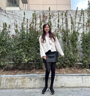 Jin Se-yeon Instagram - 반묶음했셩🎀