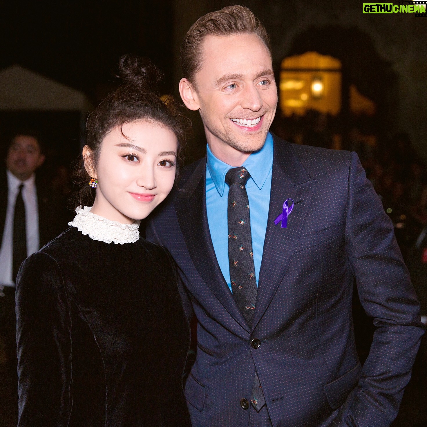 Jing Tian - 15.9K Likes - #kongskullisland premiere in L.A. Such an honor to be part of this fantastic Movie.❤️ @kongskullislandmovie
