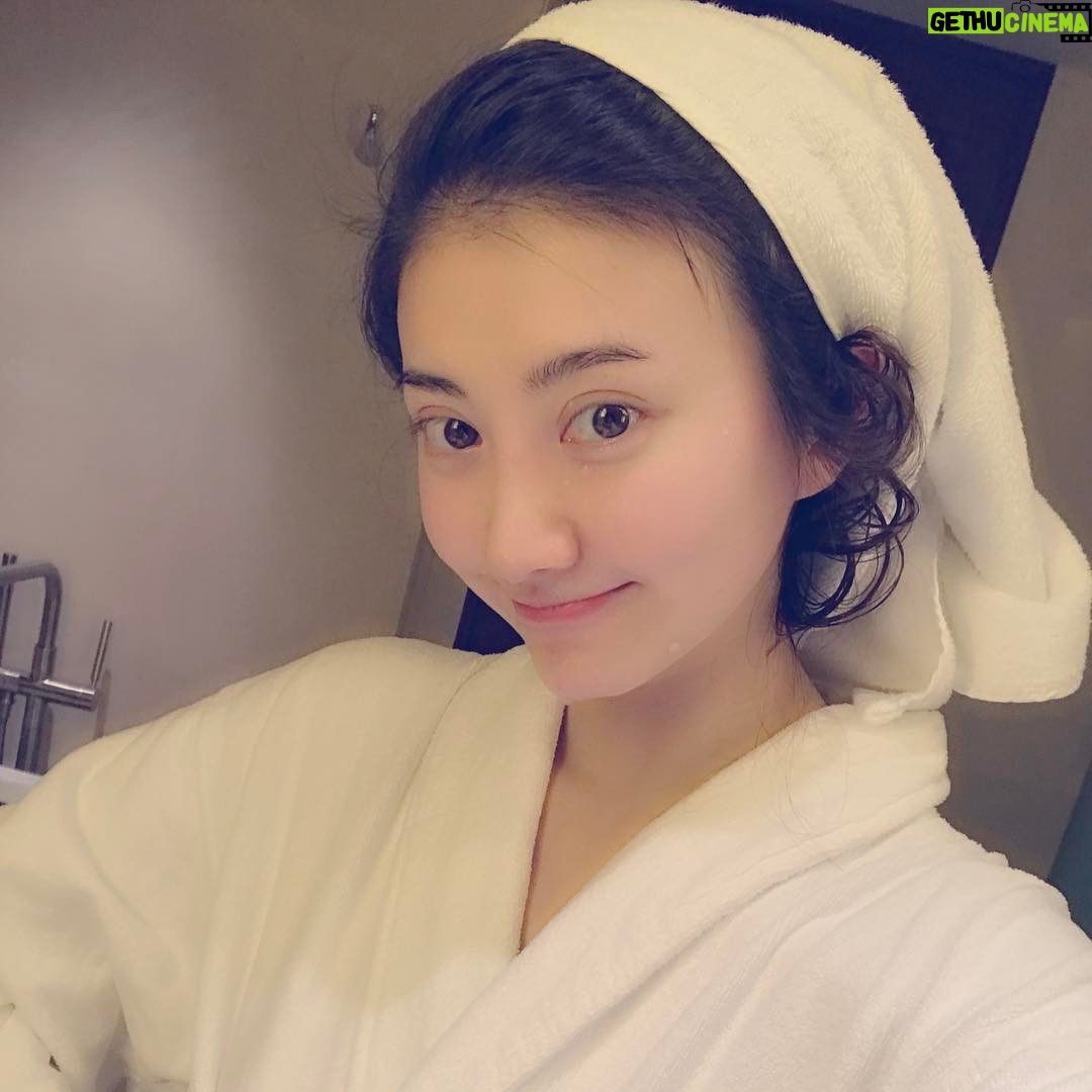 Jing Tian - 21.4K Likes - 🛁