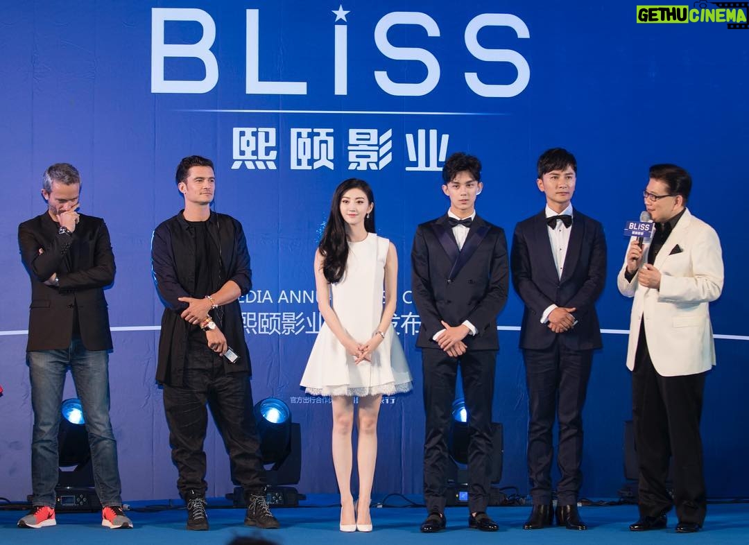 Jing Tian - 7.9K Likes -