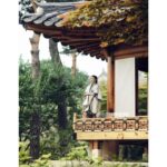 Jing Tian Instagram – Surrounded by #beauty! @cosmopolitan