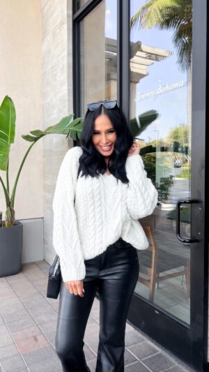 Jo De La Rosa Instagram - 43 trying to get pregnant and all my fears 🍼

•
•
•
•
•
•
•
•

#HouseofGray #babytalk #pregnancyzone #prepregnancy #pregnancydiaries #pregnancysafe #makeupforbeginners #beautybabes #grwmmakeup #grwmreels #darlingdaily #beautybabes #makeuplife💋 #beautygirls #makeuplifestyle #makeupjunkies #fakelashes #makelooksgood #makeupoftheday💄#makeupgirlz #makeuptutorials #prettylittleiiinspo #makeuplover💄 #makeupobssesed #makeuptransition #makeuptransformations #makeuptransitions #makeuptime💄#makeupinspirations #beautytime