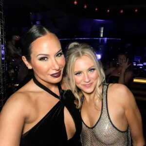 Jo De La Rosa Instagram - Some of my favorite people - both new friends and old - I met at Bravocon! Y’all warmed my heart seeing you! 🖤