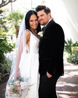 Jo De La Rosa Instagram - One year ago today, a COVID love story turned into my happily ever after ❤️

They say your first year of marriage is the hardest but this first year being married to you has had more nights laughing together than I can count. We’ve had challenges thrown our way but we’ve been able to get through them. 

It’s in those hard moments, I’ve seen what an incredible team we are and I’m confident there’s nothing life can throw at us we can’t get through with God protecting our marriage 🙏🏼

You’re more than I ever could’ve prayed for @tarangraymusic - thank you for being the cook in our family so I never have to starve or eat like a 5 year old making cereal for dinner the way I used to before you. 

One year down and forever to go - happy anniversary, bunny. Forever and always 💍