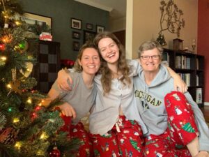 Jo Ellen Pellman Instagram - my actual literal whole entire HEART 💗

matching pjs from Brydie of course :)