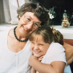 Jo Joyner Instagram - Have a look and join in with this joyous campaign from @mojo_dementia - helping to spread #momentsofjoy❤️ during lockdown- I nominate @isunetra @amy_lhickman and @takinthemckee  What’s your moment of joy?