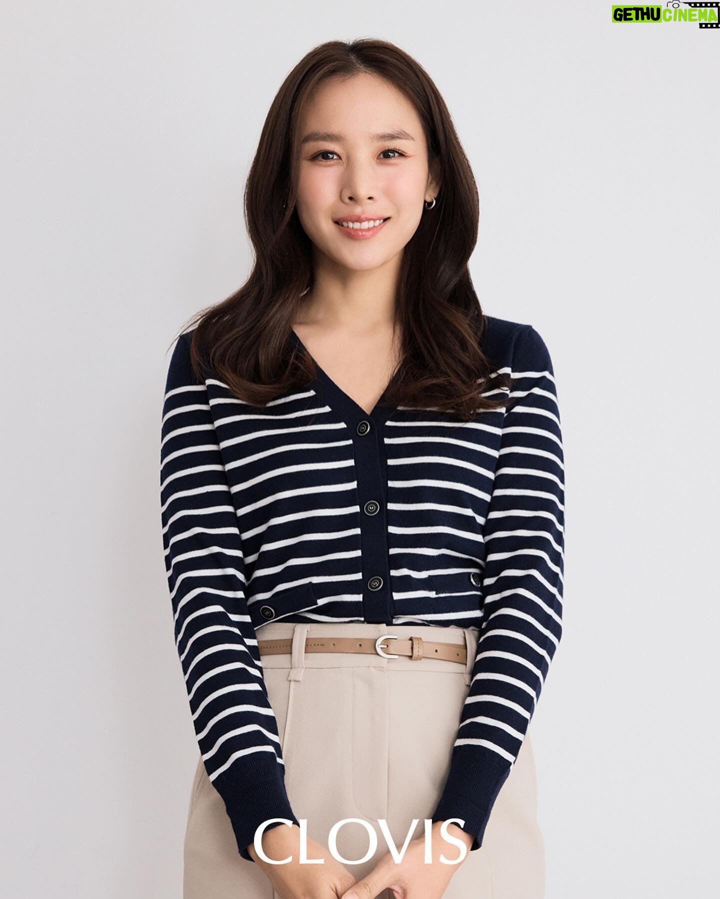 Jo Yoon-hee - 6.1K Likes -