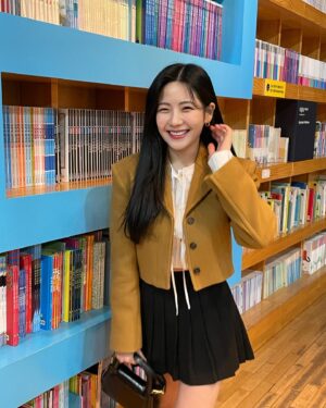 Jo Aram Instagram - 마지막까지 함께 해주세요:)
#닥터차정숙