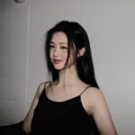 Jo Hye-joo Instagram - 😏🤓