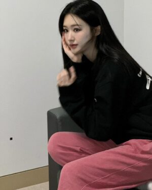 Jo Hye-joo Instagram - 가영 ⭐️🌚🪐
