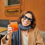 Joana Cruz Instagram - Em Roma, sê romano e, claramente, que quis ser logo tudo de uma vez num só dia na parte gastronómica, sobretudo 🙄 🤌 Valha-nos a contagem de passos diários para tirar o peso da culpa das coxas🫣 〽️ 〽️ 〽️ #roma #colloseo🇮🇹 #colloseumrome🇮🇹 #coliseu #coliseum #tonarello #carbonara #pannacotta🍮 #tiramisu #gelato #panthéon #trastevere #aperolspritz #tibre #coffee