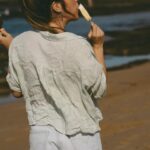 Joana Machado Madeira Instagram - Oooolhaaaa para ela com dois amores de Verão. Difícil mesmo é escolher os novos Gelados de Limão Majestic ou os novos Gelados Majestic Baunilha e Caramelo do @pingodoce #pingodoce #novidadespingodoce