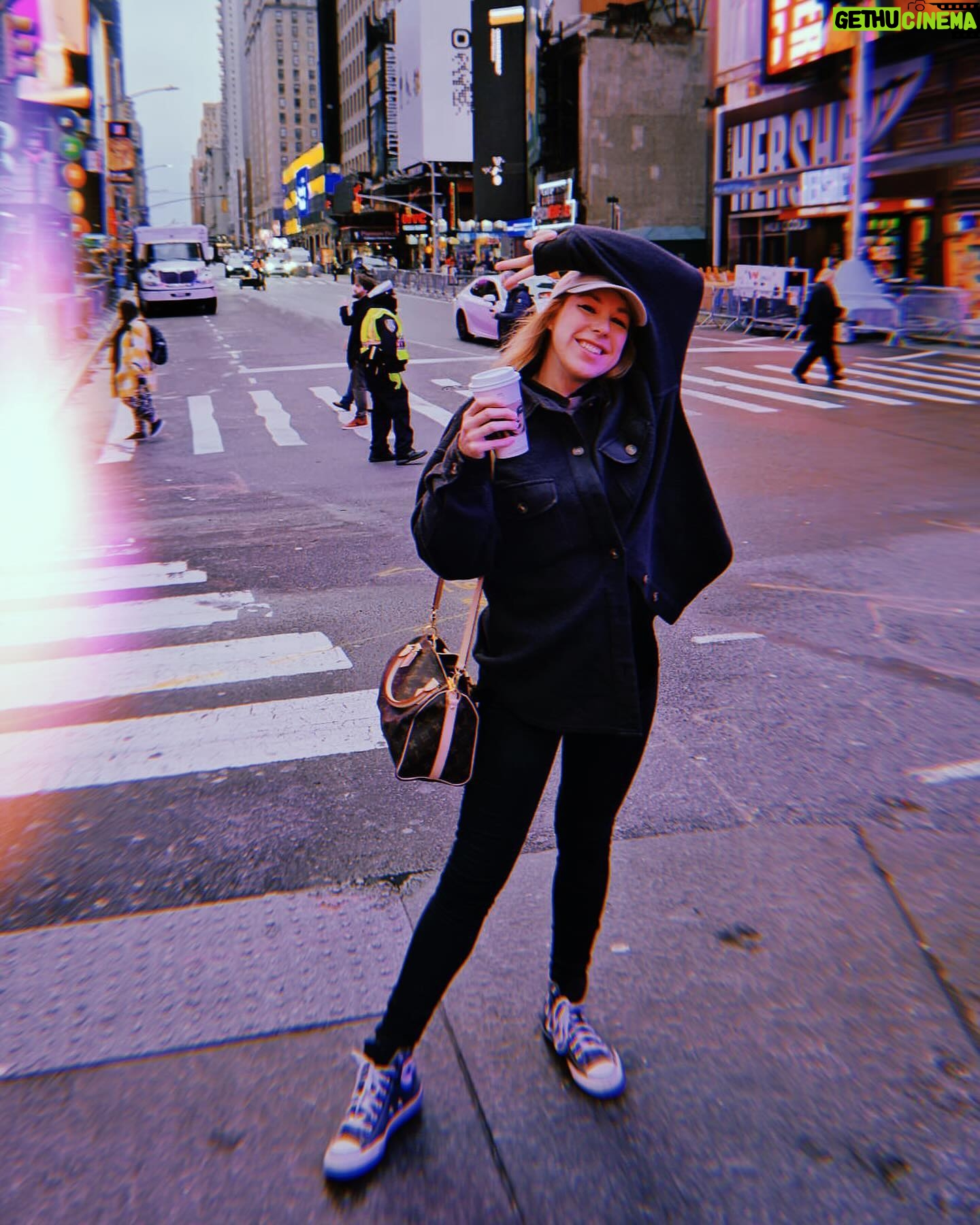 Joana Machado Madeira Instagram - New York city