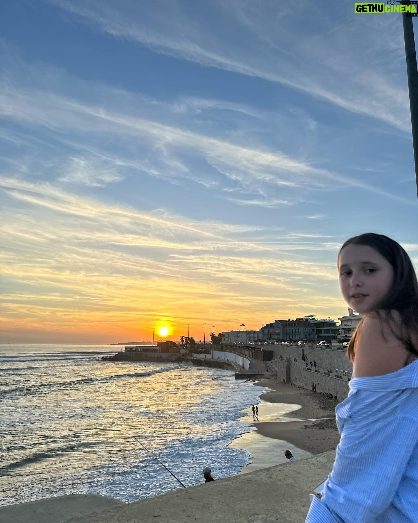Joana Machado Madeira Instagram - Nunca se esqueçam de ir ver o pôr-do-sol ❤️