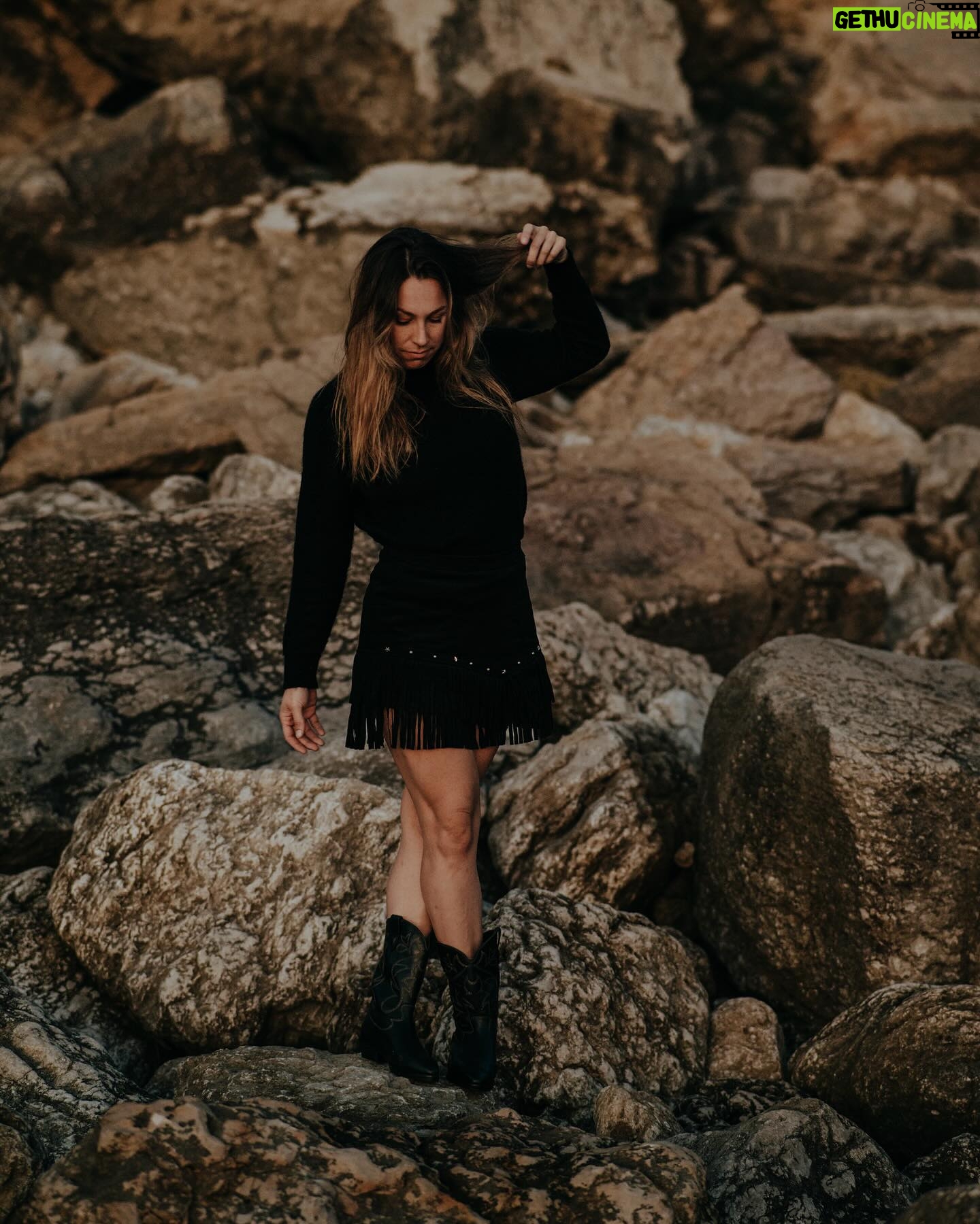 Joana Machado Madeira Instagram - 🖤 @mauromotty