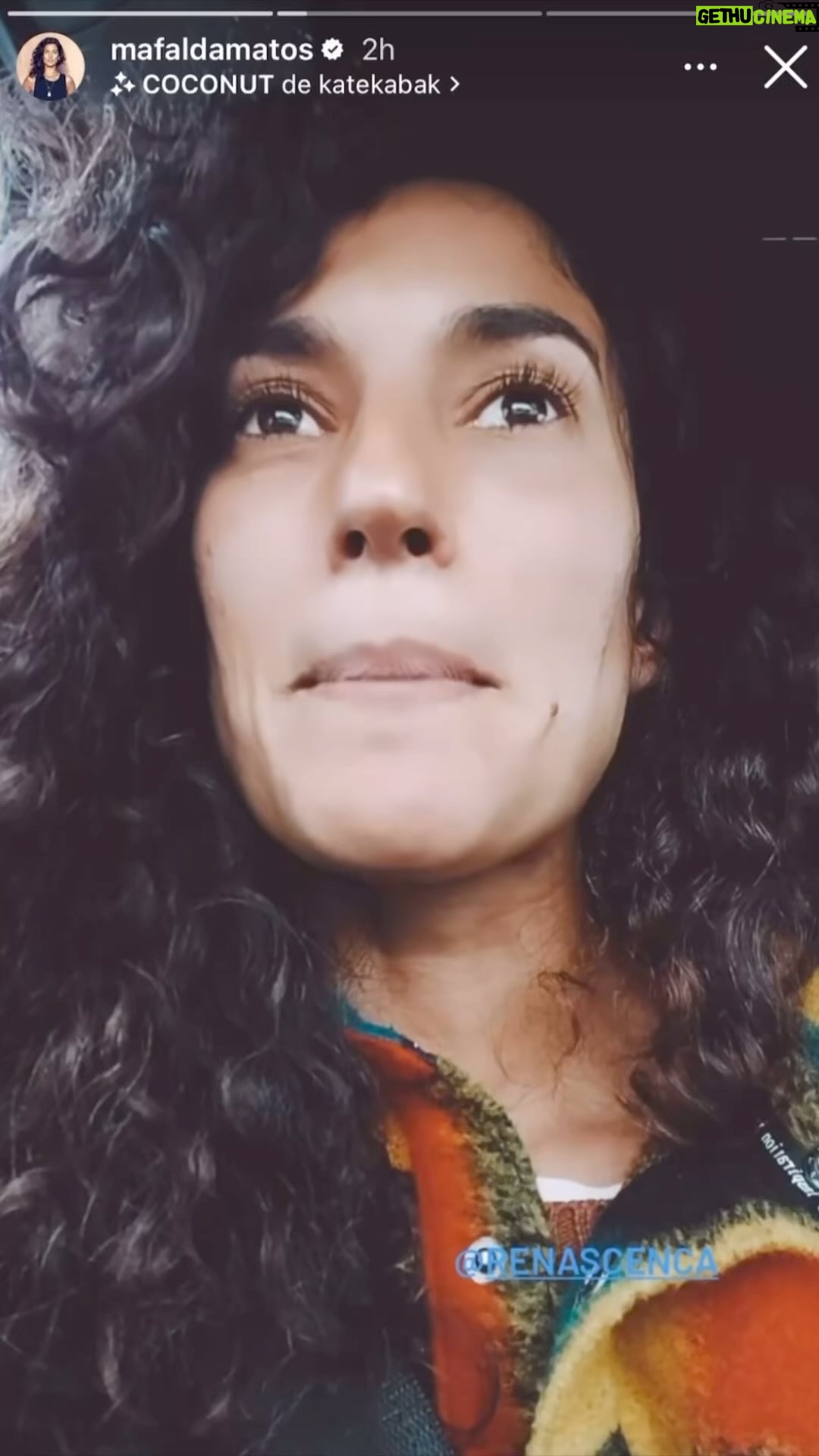 Joana Marques Instagram - Amanhã já é segunda-feira, está na hora de fazer os TPC!