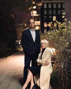 Joanna Coles Instagram - Barry Diller Bets on Media Veterans to Turn Around The Daily Beast
The former Disney executive Ben Sherwood and Joanna Coles, the former Hearst content chief, are being given a minority stake in the digital tabloid. @nytimes @thedailybeast #thedailybeast 
Link in bio