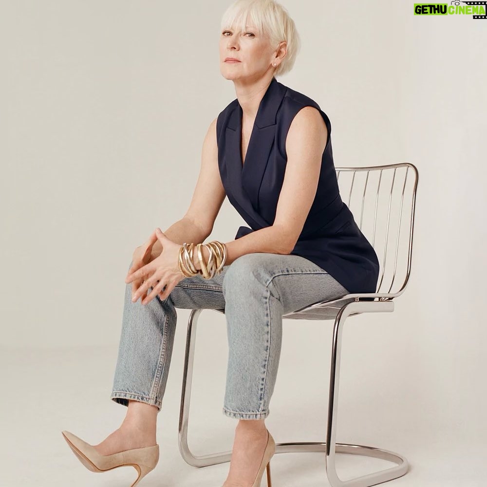Joanna Coles - 706 Likes - Love supporting @salichristeson @argent creating stylish, fun work wear for us women.
Swipe to learn how to Wear It Like Joanna 😉😉