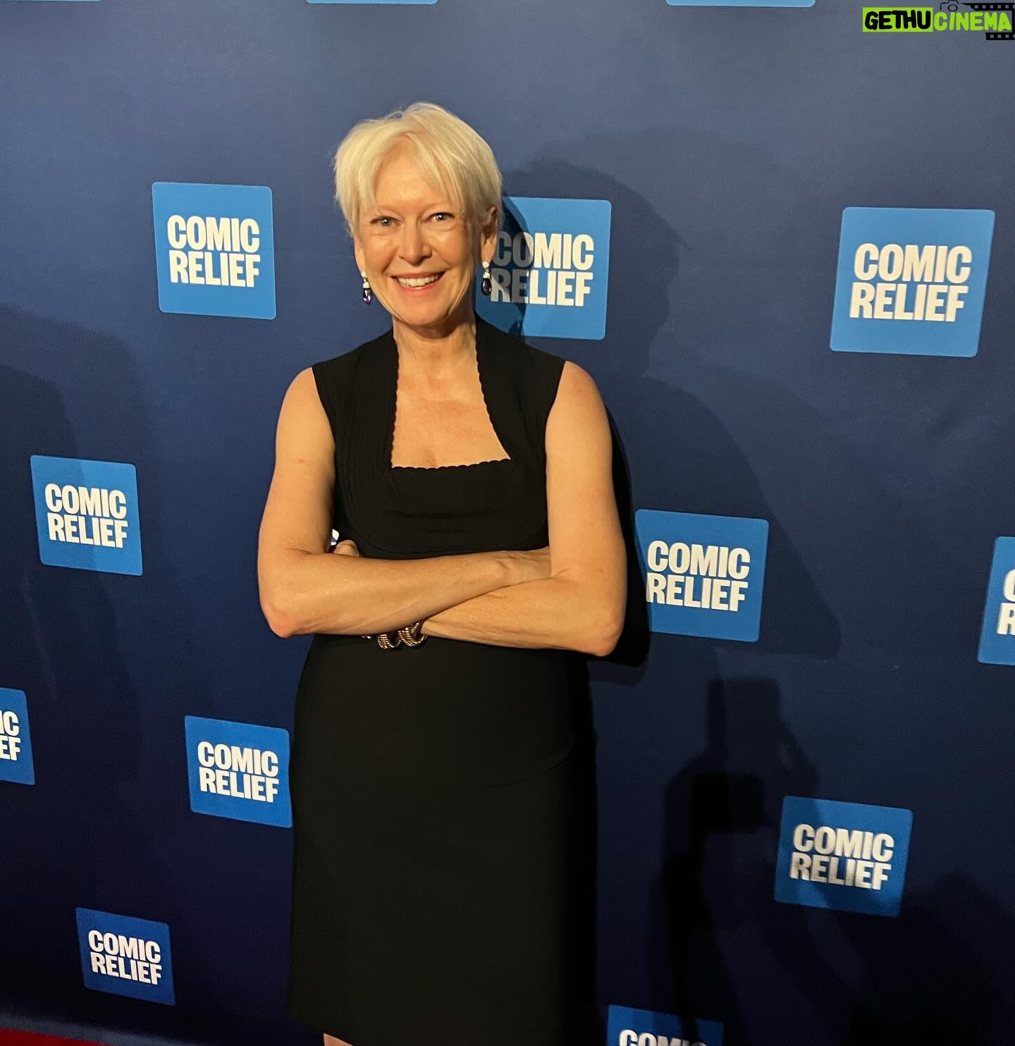 Joanna Coles - 272 Likes - Catching up with old friends at #ComicRelief #mikefarah head of @funnyordie #RichardCurtis, #JohnOliver and #MeloraHardin. Comedy brings us together and @comicreliefus has raised more than 1.6billion to help alleviate poverty. Truly effective altruism. @lastweektonight @meloradhardin @mike_farah #rednoseday #comicreliefgala