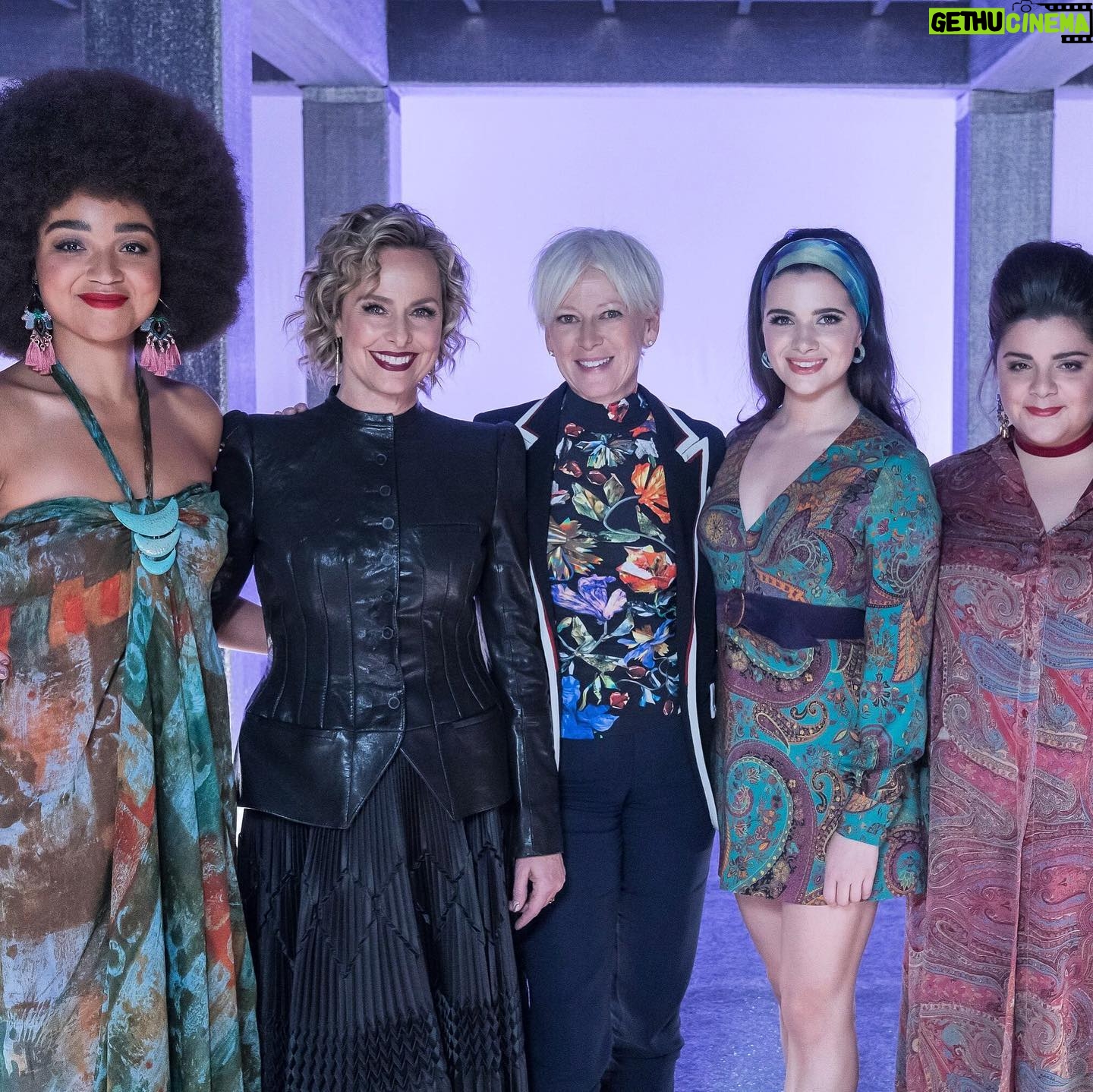Joanna Coles - 1.8K Likes - TONIGHT: Pass the rosé because you will not want to miss this. Don’t miss the season finale of @TheBoldTypeTV TONIGHT at 8/7c on @FreeformTV. #theboldtype @meloradhardin