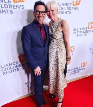 Joanna Coles Instagram - Toasting the amazing #allianceforchildrensrights who fight for foster and adopted children.