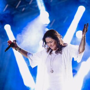 Joanna Instagram - Obrigada, União dos Palmares, foi lindo! 🌹🎶

#Joanna
#CantoraJoanna
#mpb 
#music
#musica