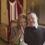 Joanna Kulig Instagram – Kochani, przypominamy z Łukaszem że tylko do końca kwietnia możecie przekazać 1,5% na rzecz @fundacja_mimo_wszystko którą wspieram od lat. Podczas tegorocznej Albertiany odebrałam medal św. Brata Alberta za działalność charytatywną. Był to dla mnie bardzo wzruszajacy i ważny moment za co dziękuję z całego serca @fundacja_mimo_wszystko i Fundacji Brata Alberta💚fot. @Jarosław Praszkiewicz