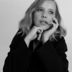 Joanna Kulig Instagram – @kobieta_z_ Portret potrójny dla @vogue.polska 
Dziękuję, Joanna