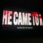 Joanna Kulig Instagram - Zapraszam na „Miłość bez ostrzeżenia” wyjątkowy dla mnie projekt gdyż wszystko zaczęło się w Nowym Yorku przez @berlinale , @camerimage.festival aż trafia do Państwa do kin w całej Polsce, Joanna 🧡 @shecametomefilm
