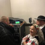 Joanna Kulig Instagram – Zagościmy dziś u Państwa po kolędzie o 16.50 w @polsatofficial
Zdrowych i spokojnych Świąt dla Wszystkich ❤️ Joanna