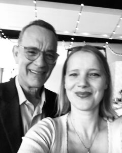 Joanna Kulig Instagram - With one of the all-time greats, and a producer of #MastersOfTheAir, the wonderful @tomhanks And now back to work!