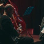 Joanna Kulig Instagram - Kochamy śpiewać z @justynaschneider_official dla Mistrza Wiktora Zborowskiego z okazji jego Jubileuszu 50-lecia na scenie. Dziękujemy @krzysztof.materna i @teatr6pietro za zaproszenie🌹