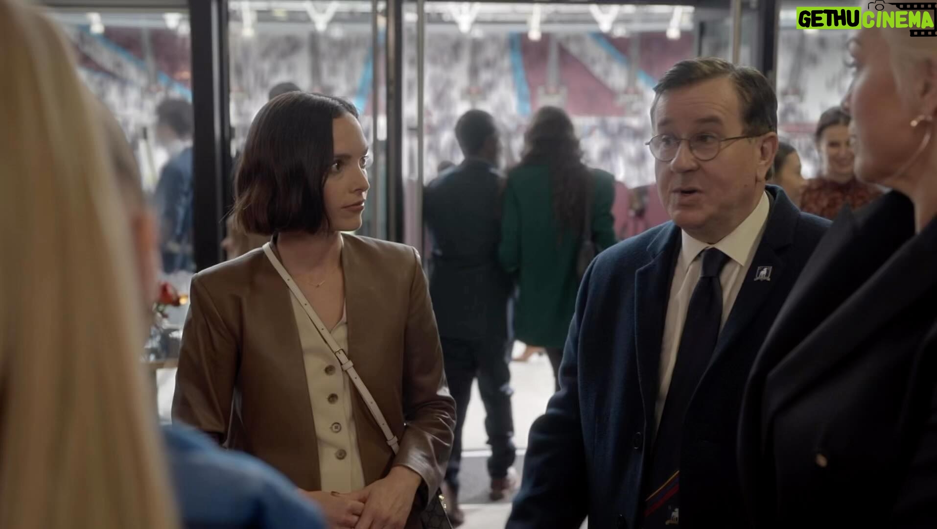 Jodi Balfour - 5.3K Likes - meet Jack not short for Jacqueline.
#TedLasso season 3 now on @appletv ⚽️