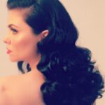 Jodi Lyn O’Keefe Instagram – #topsecretglamourshoot #nofilter #makeup @gregoryarlt #hair @jonlieckfeltbeauty | 💄💋