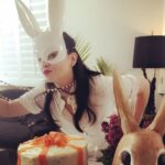 Jodi Lyn O’Keefe Instagram – Happy Easter everybunny!!! @franzszony @jonlieckfeltbeauty @gregoryarlt @douglasl 🐰🐰🐰🐰🐰🐰🐰🐰🐰🐰🐰🐰🐰🐰
