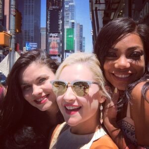 Jodi Lyn O'Keefe Instagram - Me and the ladies in #timessquare Checking out our billboard!!!!!! #hitthefloor #season4  TONIGHT!!!!