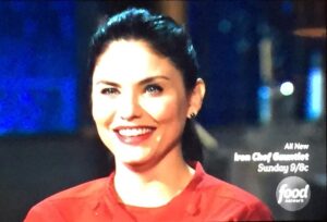 Jodi Lyn O'Keefe Instagram - I was scared out of my wits and covered in sweat the entire time......but now I'm a Chopped Champion!!! Aaaaaaaand one more competition to go! #flopsweat  #choppedchampion #foodnetwork #everythingisbetterwithbutter  #ballsout  @imrickafox @alysiareiner so much love❤