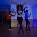 Jody Watley Instagram – Kick starting the week from  my current “EVERLASTING – The Remixes” this is the 🔥Quentin Harris Remix.

The video is from choreographer @tevyncole for “Real Love” from a few years ago that I love 😍at one of his classes with the dynamic @itskaylasimone_ slaying it! It works to this mix 😍

Yaass stay up, stay true always believe in you – Stay Everlasting!  #jodywatley #everlasting #life #inspiration #remixes #quentinharrisremix #dance #tevyncolechoreography :: Clock the limited edition “Still A Thrill” tee shirts by @shawnwest.swest