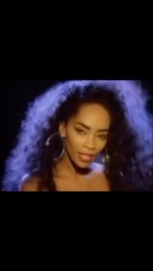 Jody Watley Instagram - #OTD May 2, 1987: 🎤🔥🎶💃🏾 ❤️🎉 #tbt Music Anniversary Milestone 

Grammy Nominated 
“Looking For A New Love” 
 peaked at #2 on the Billboard Hot 100 chart! The first of 6 Hot 100 Solo Top 10 Singles. 
The single stayed at 2, for 3 weeks kept out of top spot by mega rock band U2. 
“Looking For A New Love” additional 
*Billboard® History*
#1 Hot R&B
#1 Dance

✍️🏽Written by Jody Watley, Andre Cymone 
Produced by Andre Cymone, David Z.

👉🏾”Hasta la vista, baby” became a popular saying, later used by Arnold Schwarzenegger in Terminator Judgement Day - every girl wanted the black tulle skirt, rock & roll punk belts jumbo hoop earrings, the denim & top hat 🎩 not to mention winged eyeliner, strong brows & and red lip ❤️💃🏾👄✨

#JodyWatley  #rnb #popmusic #dancemusic #hastalavistababy #80s #jodywatleystyle #jodywatleydiscography #anniversary #lookingforanewlove