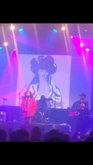 Jody Watley Instagram - #flashbackfriday April 2019 sold-out show in Amsterdam, Netherlands 🇳🇱 @melkwegamsterdam - great concert, vibe and experience!🔥🔥🔥🔥 #jodywatley #livemusic #melkweg :: LED Screen Art by @shawnwest.swest