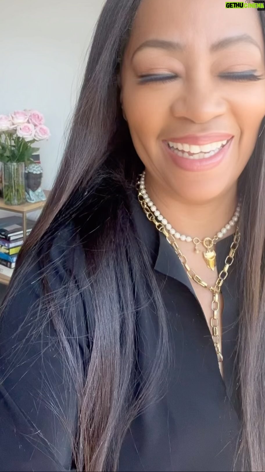 Jody Watley - 3 Likes - Happy Mother’s Day to all the Moms, Grandmoms, stepmoms, foster moms, pet moms, moms in heaven 🙏🏽✨🌹🕊️♥️…. ❤️♥️💐✨|| New episode of The Jody Watley Show today to celebrate the day and month of May on @siriusxm The Groove 3 PM PST 6 PM EST 🎧🎶🎙️❤️ Tune In! #JodyWatley #mothersday #TJWS